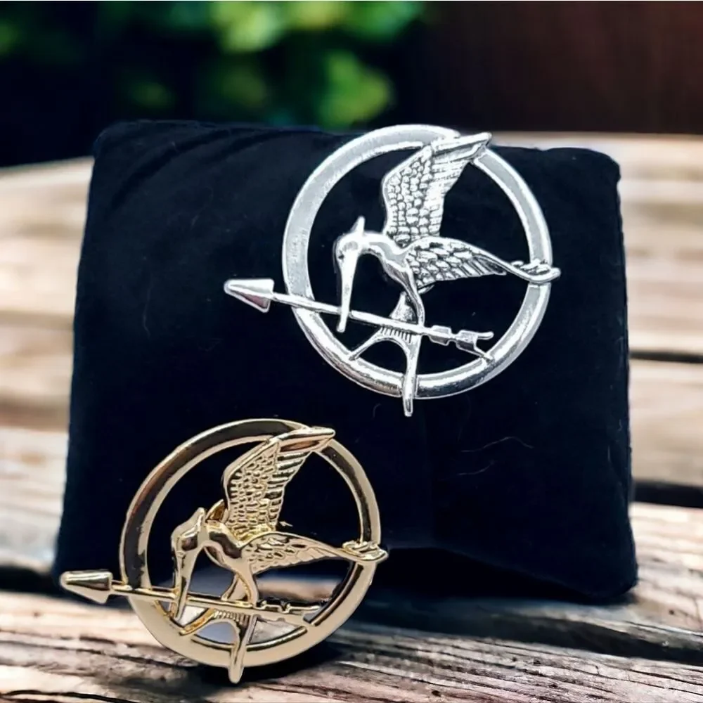 Mockingjay Inspired Bird Arrow Enamel Pin Gold Silver Fantasy Cosplay Brooch NWT
